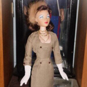 SOLD!!   SOLD!!  JASON WU FOR ASHTON DRAKE FAWN ENSEMBLE GENE MARSHALL-MINT